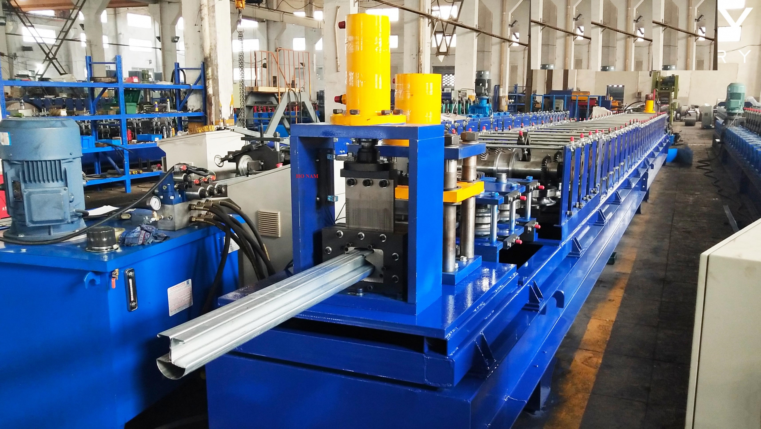 Máy cán cột trái đào,trụ hàng rào