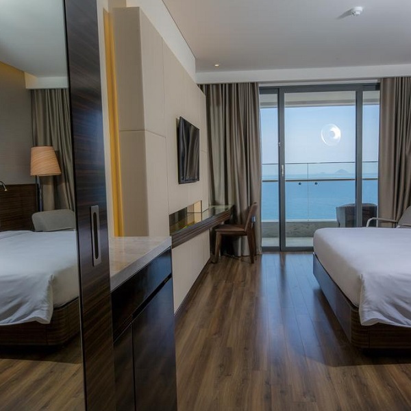 Sàn gỗ 12mm loại nào tốt? Đánh giá chi tiết sàn gỗ Kronoswiss