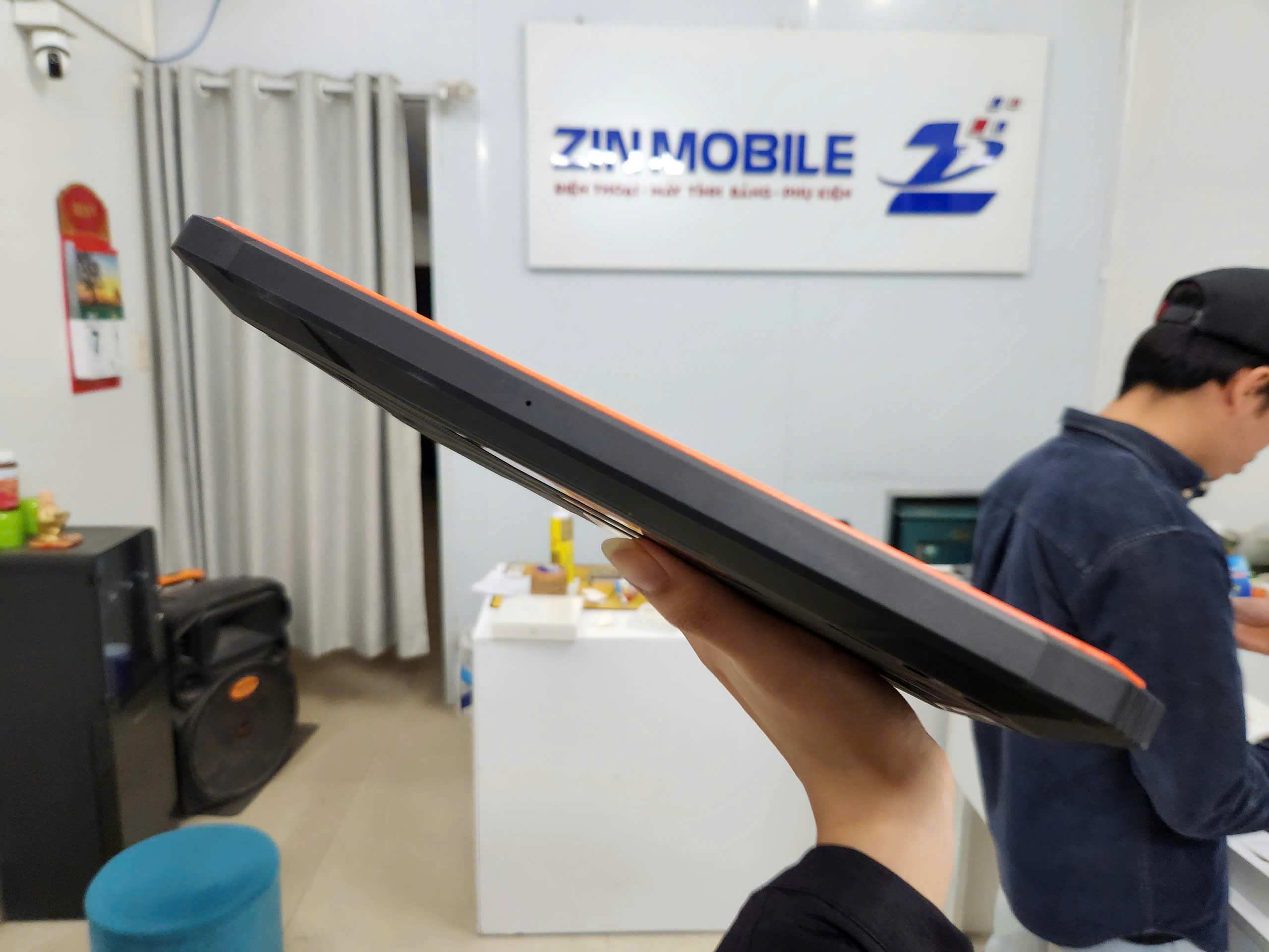 z6439578212873_6e668f8bd88ca73c826e19ea64dac939