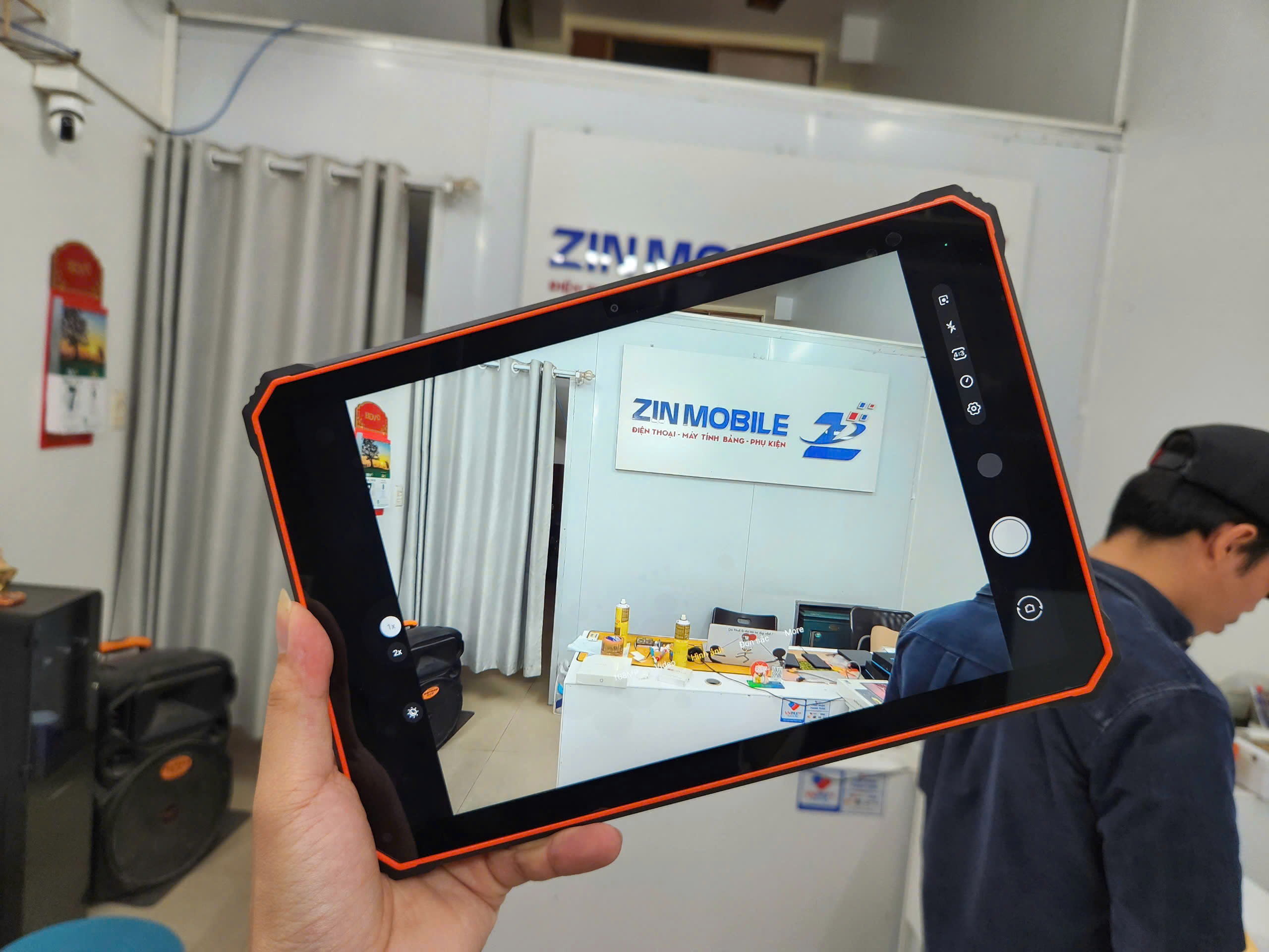 z6439580660517_ebcbb79459a3a31edd116c10967ecf20