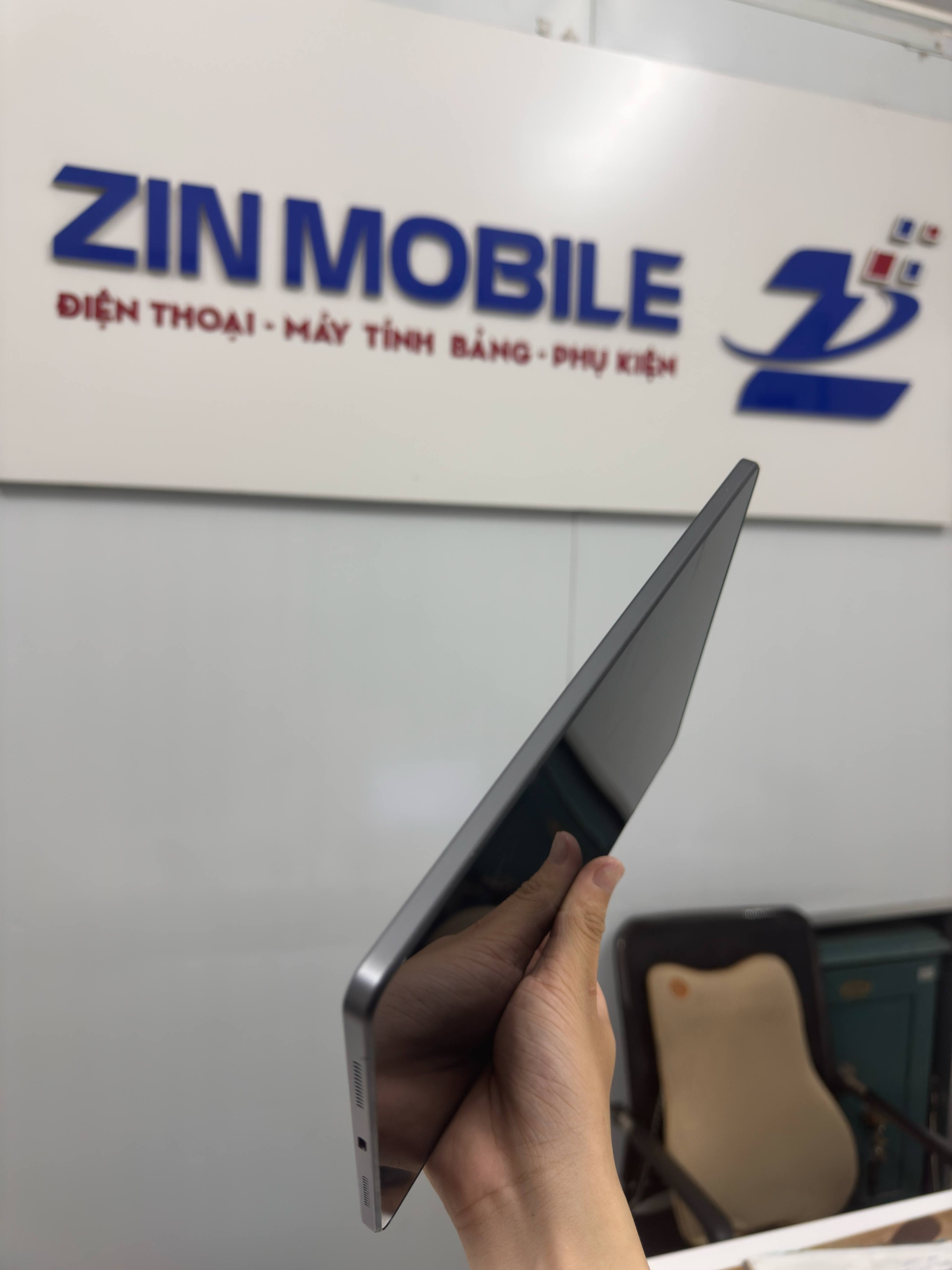 3b378090-2f24-46f0-9f7b-9de482c07948 (1)