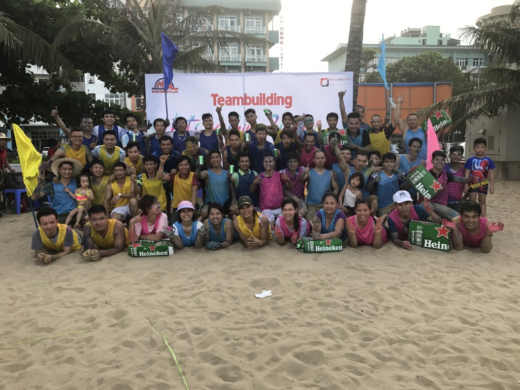 Sầm Sơn Team building Năm 2017