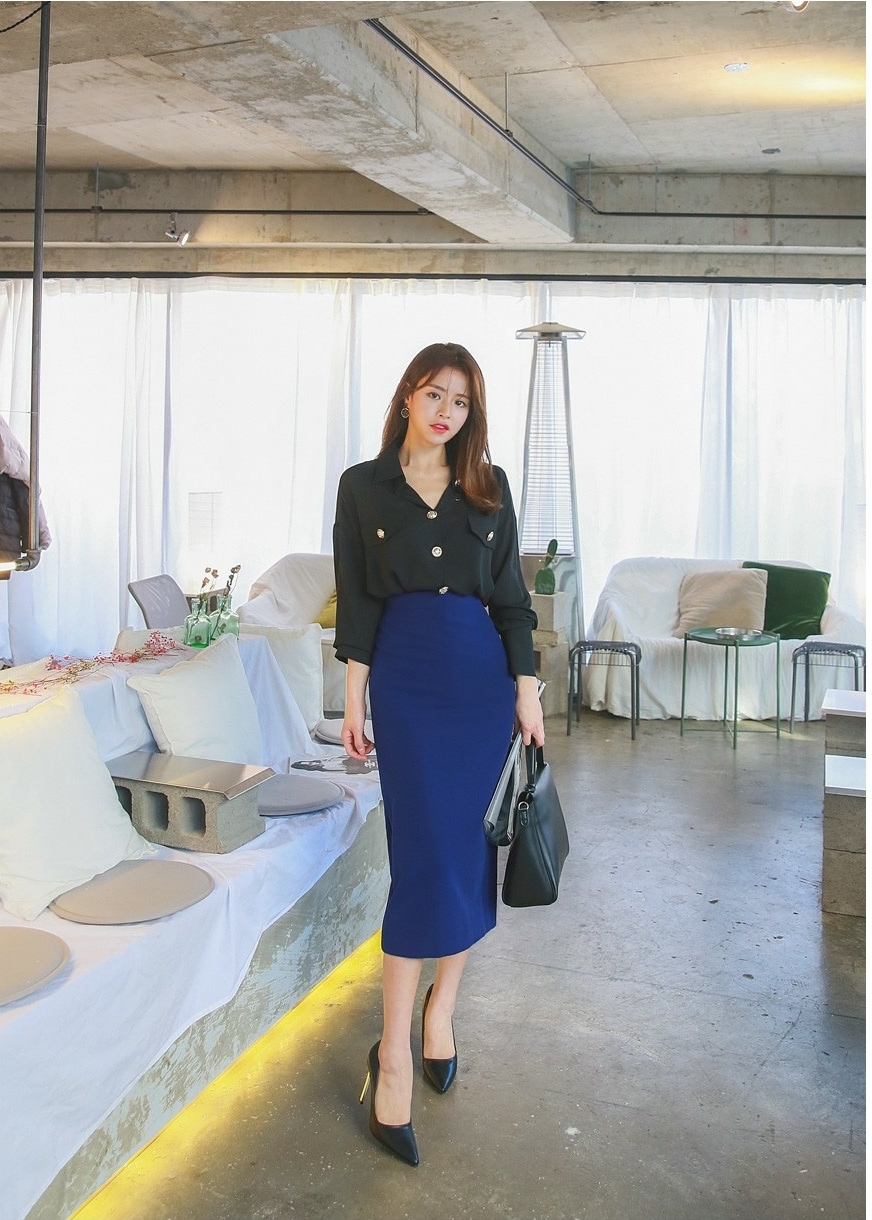 Back Slit High Waist Skirt_P000CXBL_01-crop