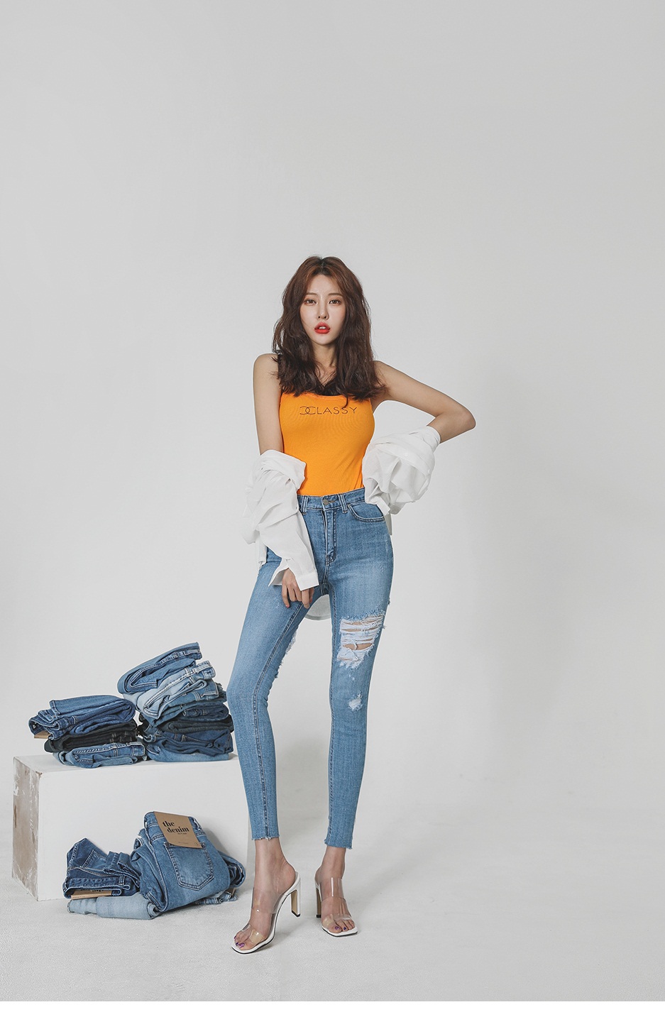 THỜI TRANG HÀN QUỐC - Ripped Skinny Fit Jeans