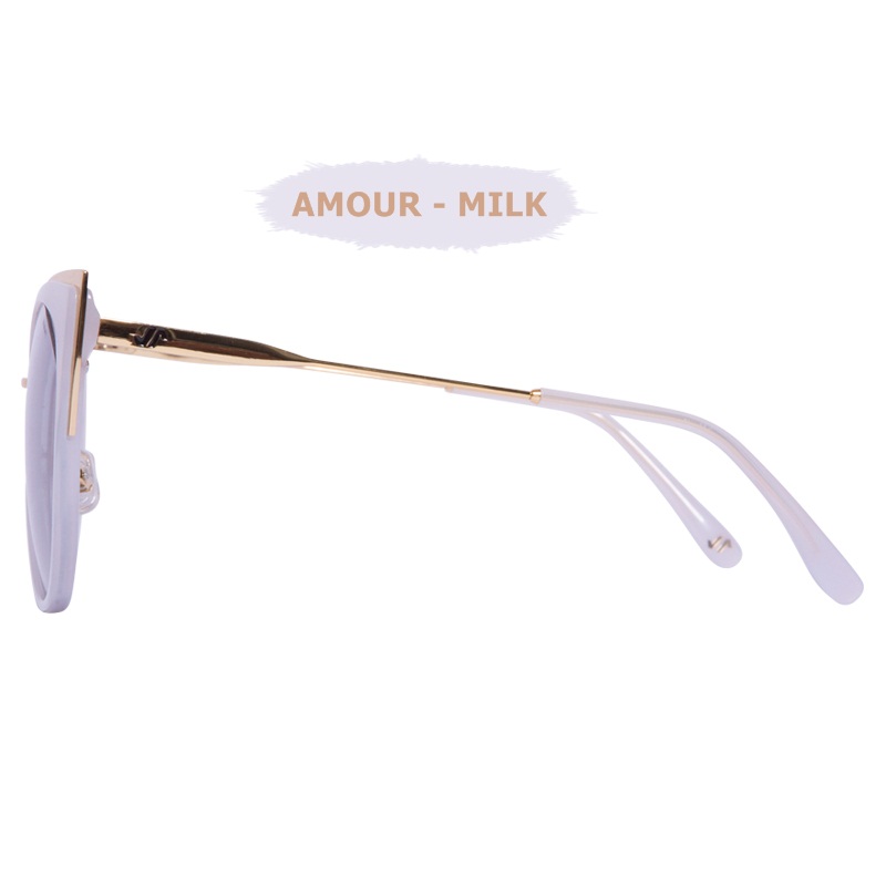 AMOUR - MILK_3