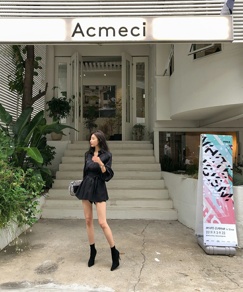 THỜI TRANG HÀN QUỐC - Bishop Sleeve Blouse and Shorts Set