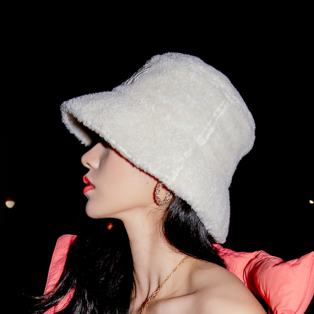 NÓN MLB CUSTARD CREAM WOOL FLEECE BUCKET HAT NEW YORK YANKEES - IVORY