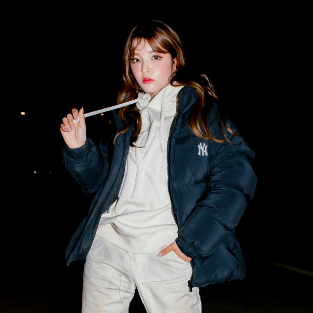 ÁO KHOÁC MLB MEGA LOGO SHORT DOWN NEW YORK YANKEES - IVORY Copy 24/12/2020 12:03:26