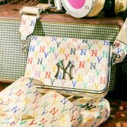 TÚI MLB MONOGRAM RAINBOW HOODY BAG NEW YORK YANKEES - IVORY