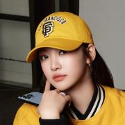 NÓN MLB VARSITY UNSTRUCTURED BALL CAP SAN FRANCISCO - YELLOW