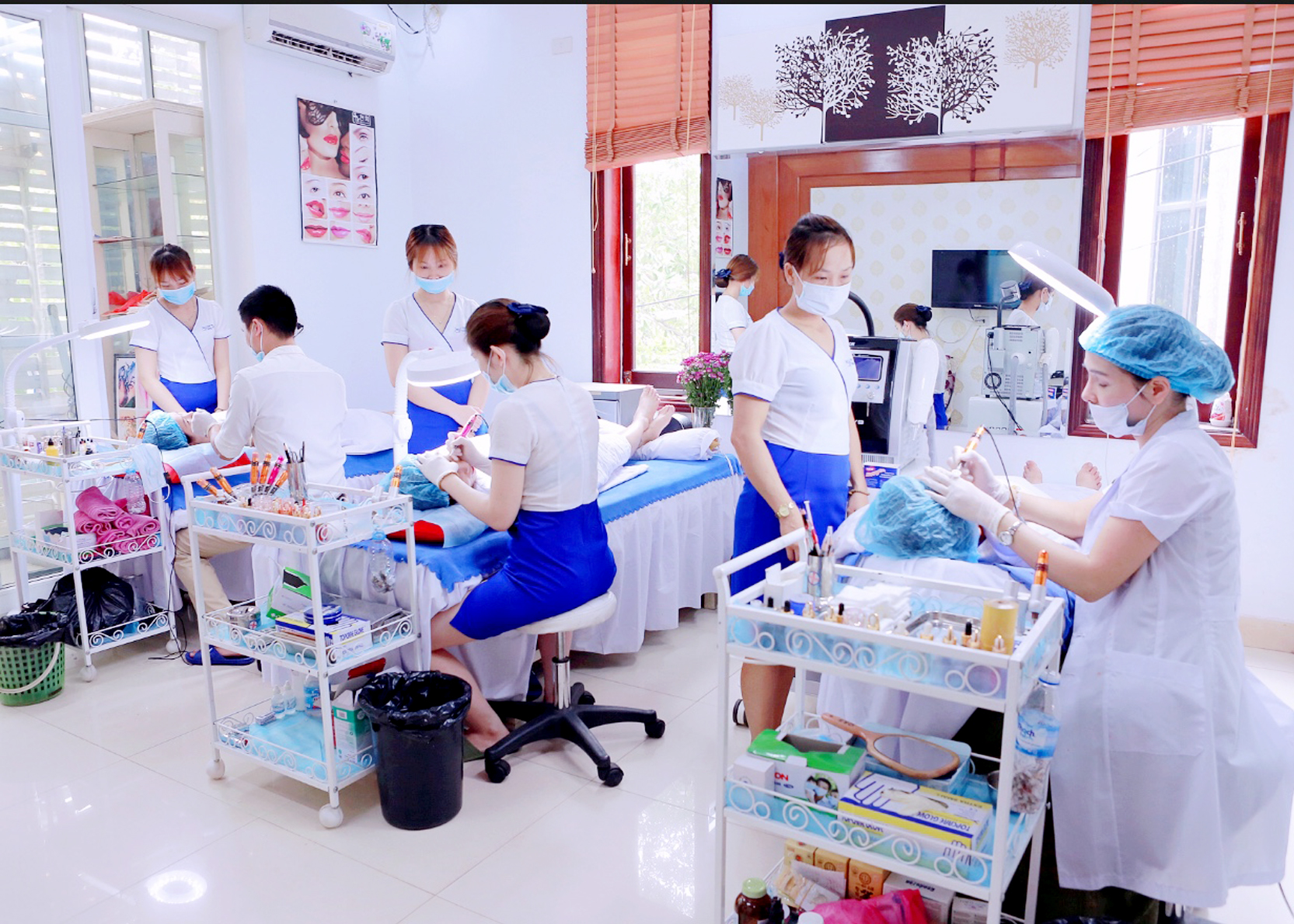 Điêu khắc chân mày 8D tại vinh