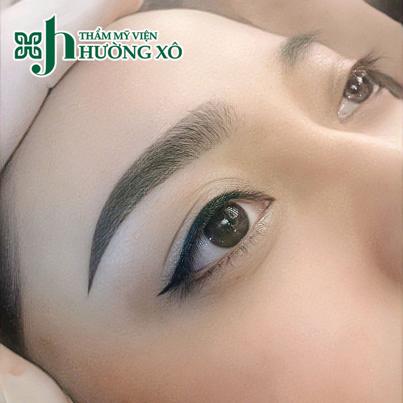 Điêu khắc chân mày 3D