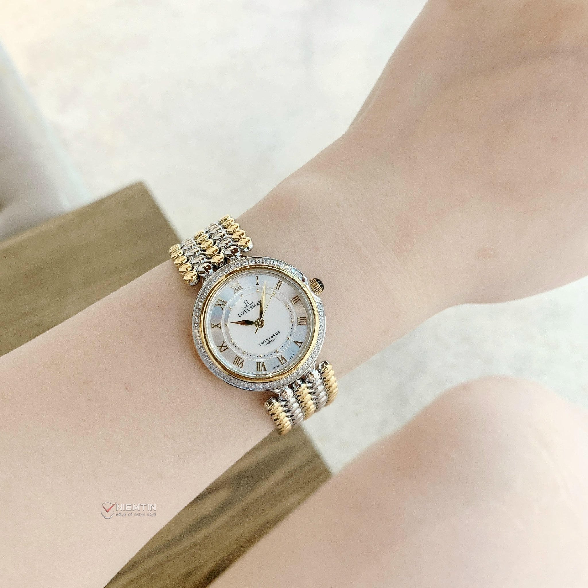 z4224484058903_bb5f80881f870967aaeaab22e2a613be