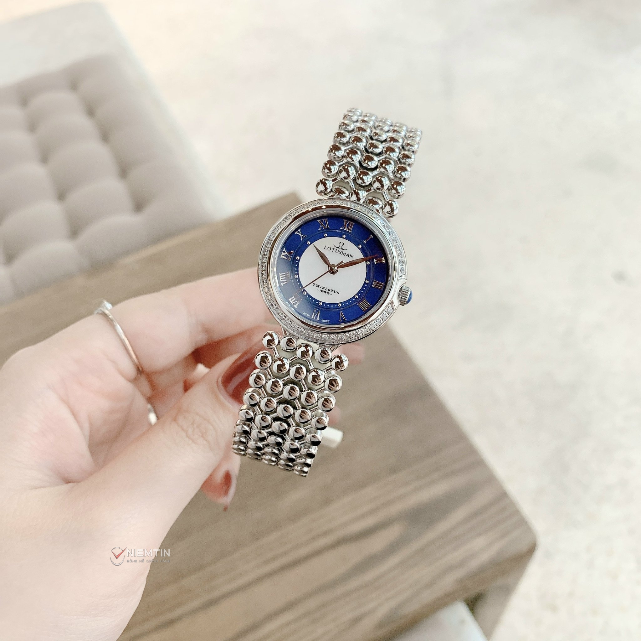 z4224484489673_192b55346a1299dbab16fb3d77eafe73