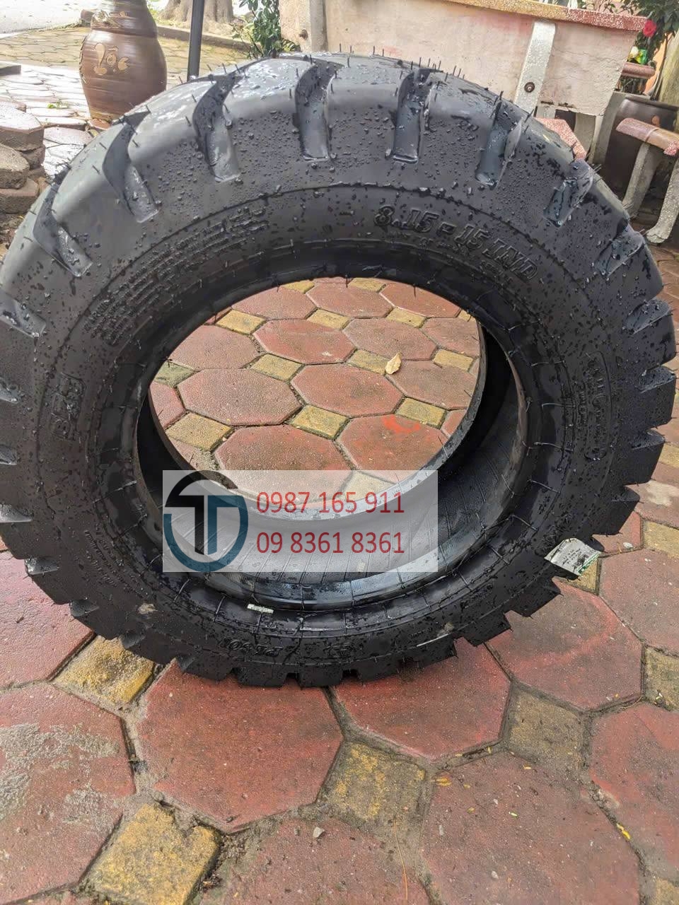 Lốp BKT 8.15-15 14PR