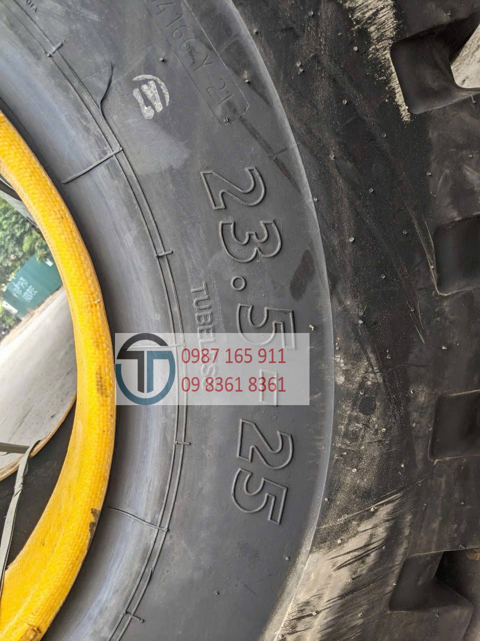 Lốp BKT 23.5-25 16PR