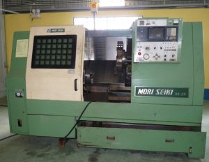 Máy tiện CNC Moriseki