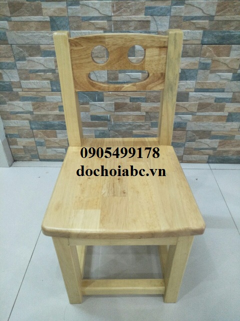 ghế gỗ mầm non