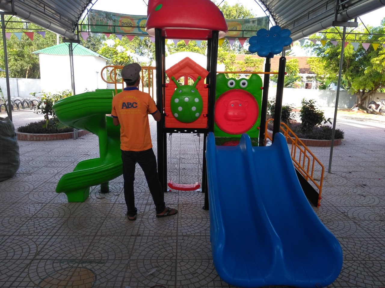 Cầu trượt mầm non tại đà nẵng