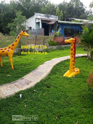 5ddf78957efa7_nhan-tu-van-thiet-ke-thi-cong-vuon-co-tich-cho-tre-em