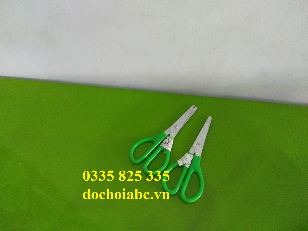 Kéo thủ công cho bé