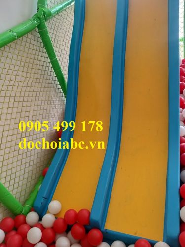 59e4c2d31124ec7ab535