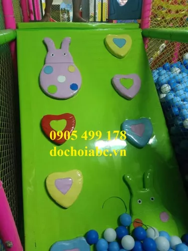 z2097002516007_e169c7d4a1433f63c1dfdde92a26b912