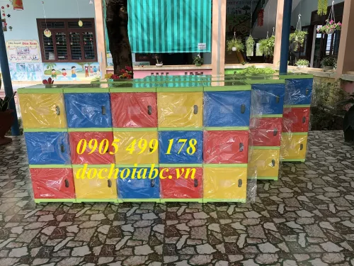 KỆ CẶP NHỰA MẦM NON CHO BÉ - THIẾT BỊ ĐỒ CHƠI ABC