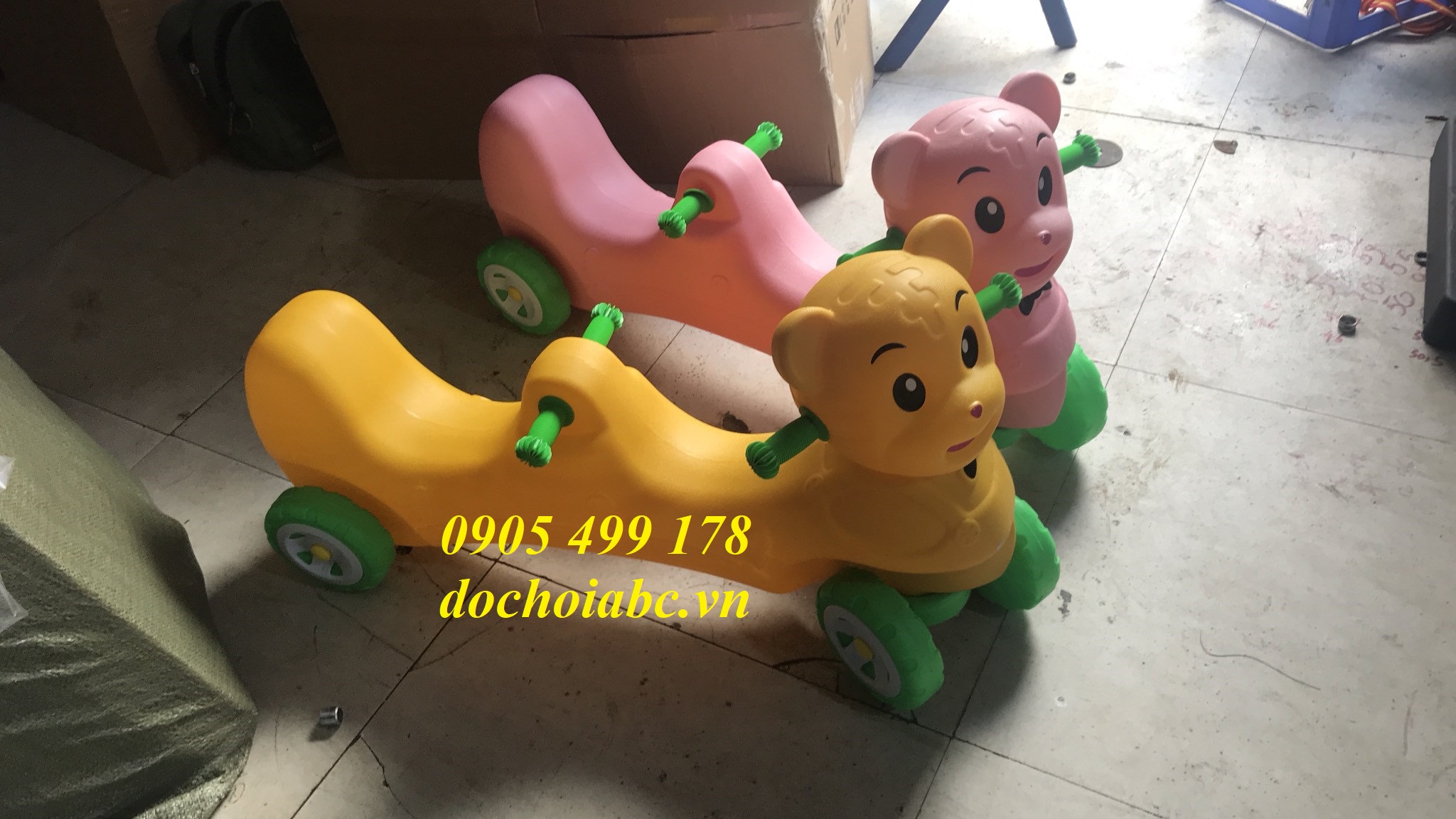 XE CHÒI CHÂN ĐÔI MẦM NON GIÁ RẺ - AN TOÀN CHO BÉ TẠI HỒ CHÍ MINH