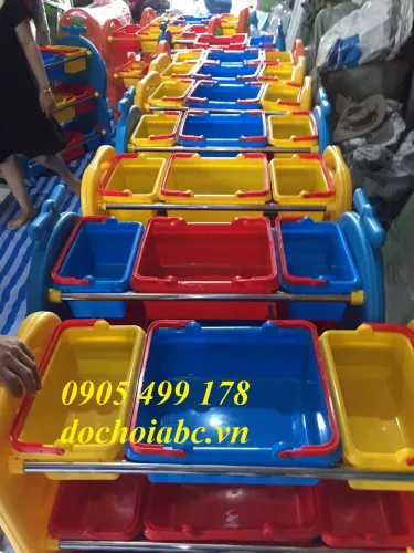z2220282433532_77efa3762cc0409d4a671595e2d7eb72