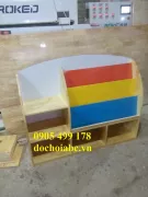 KỆ SÁCH BẰNG GỖ CHO BÉ MẦM NON