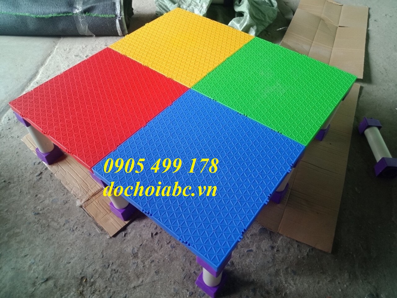 SÀN BỤC SÂN KHẤU LẮP GHẾP MẦM NON