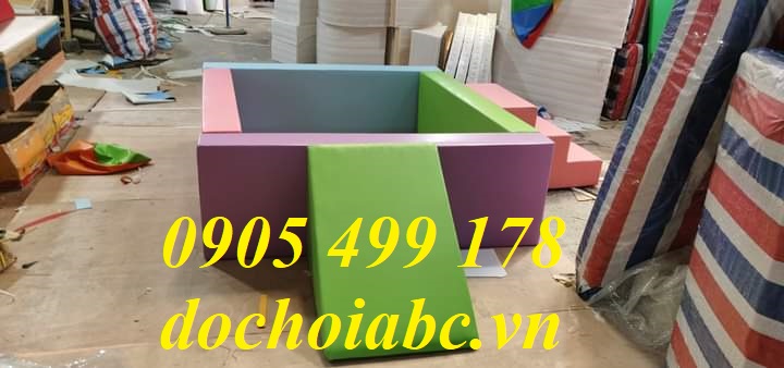 BỘ VẬN ĐỘNG MỀM NHÀ BANH CHO BÉ MẦM NON