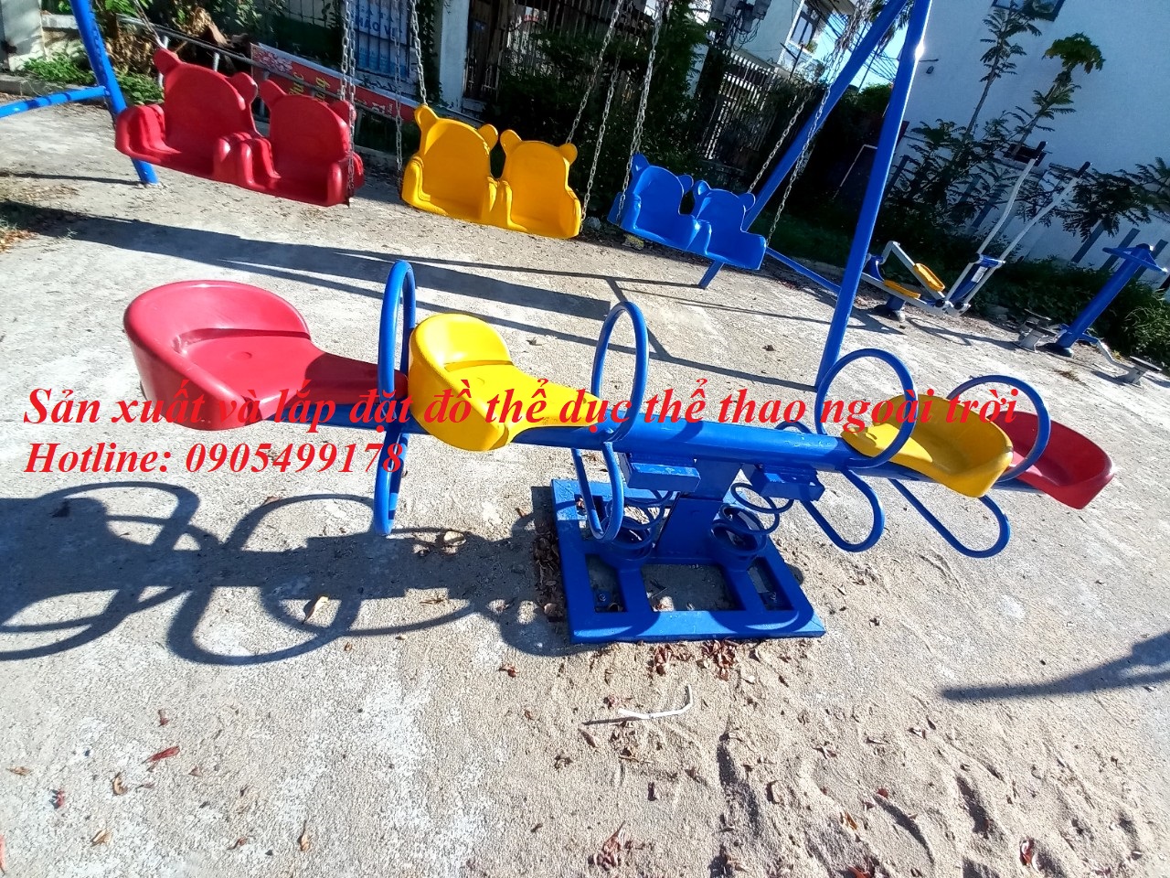 BẬP BÊNH LÒ XO 4 CHỖ NGOÀI TRỜI CHO BÉ