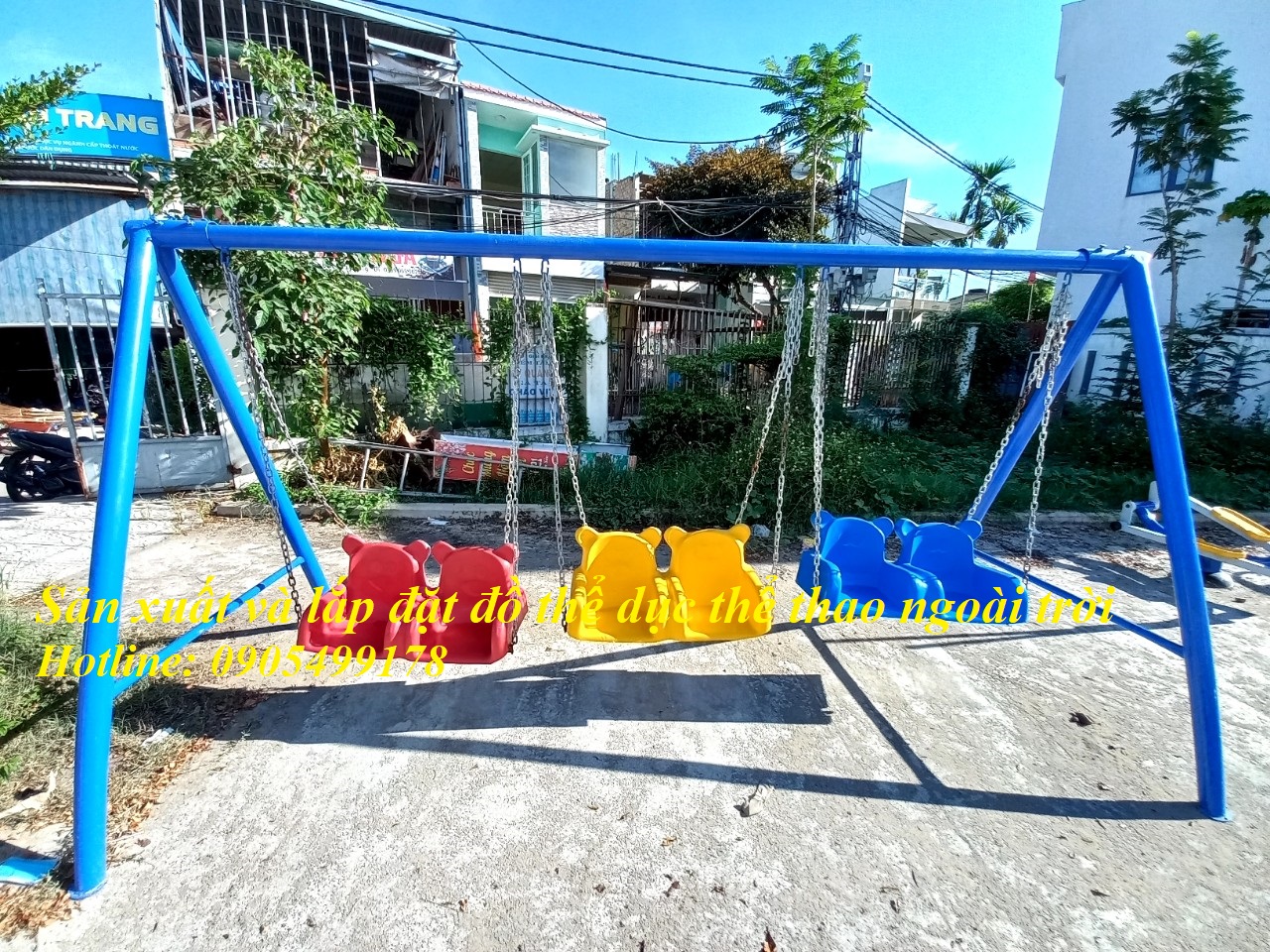 XÍCH ĐU 6 CHỖ GHẾ GẤU NGOÀI TRỜI CHO BÉ MẦM NON