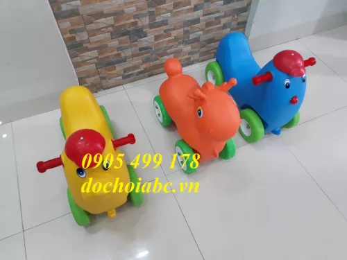 z2150180350540_42cb17cf8ec5a6436ddbd19293ce28ad