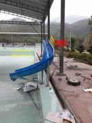Thi Công Lắp Đặt Máng Trượt Nước Bể Bơi