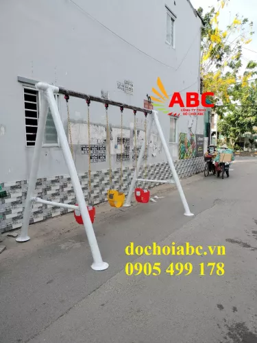 Xích Đu Ngoài Trời Cho Bé Mầm Non
