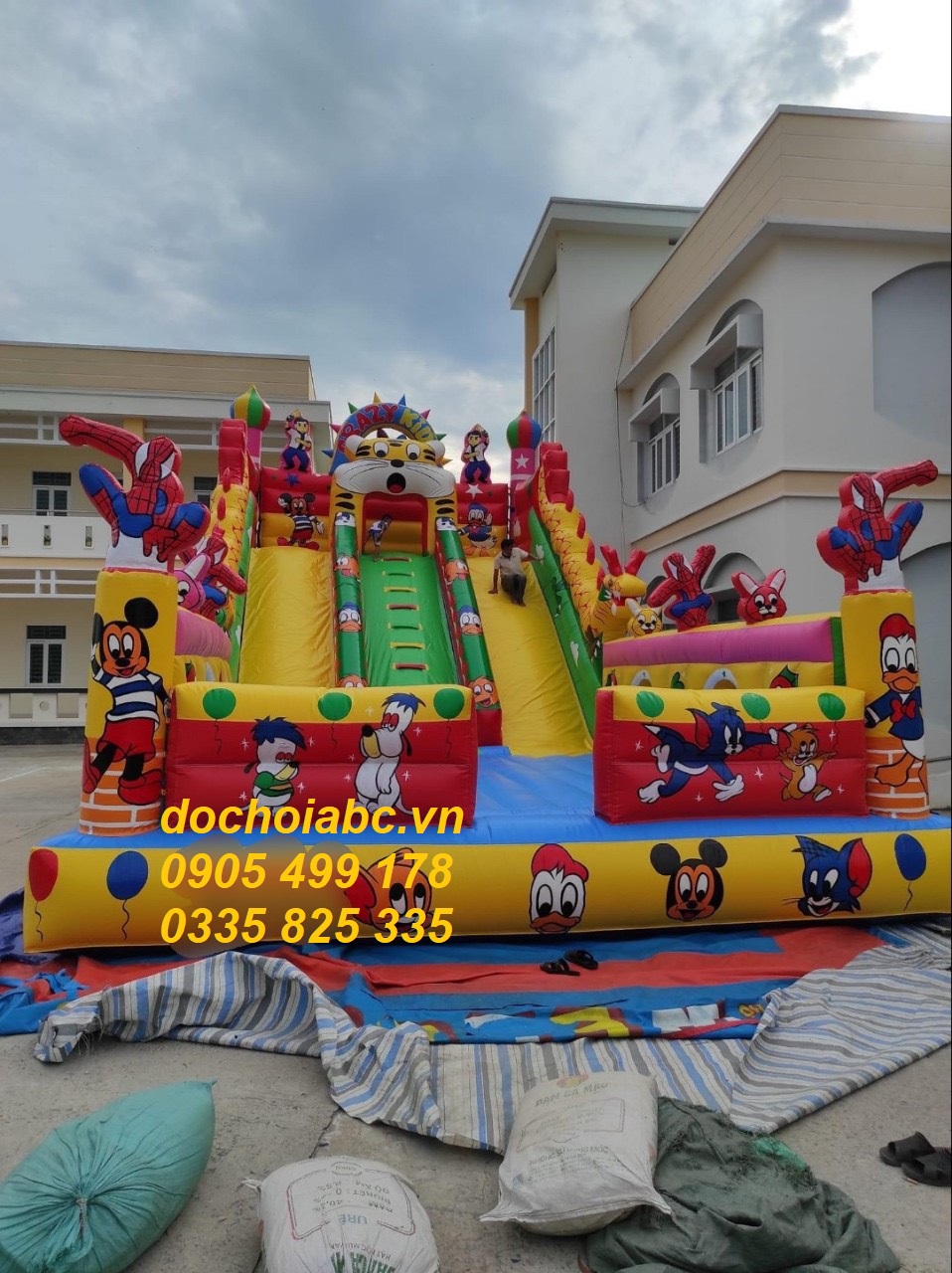 TẠI SAO NÊN CHỌN NHÀ HƠI CHO KHU VUI CHƠI TRẺ EM