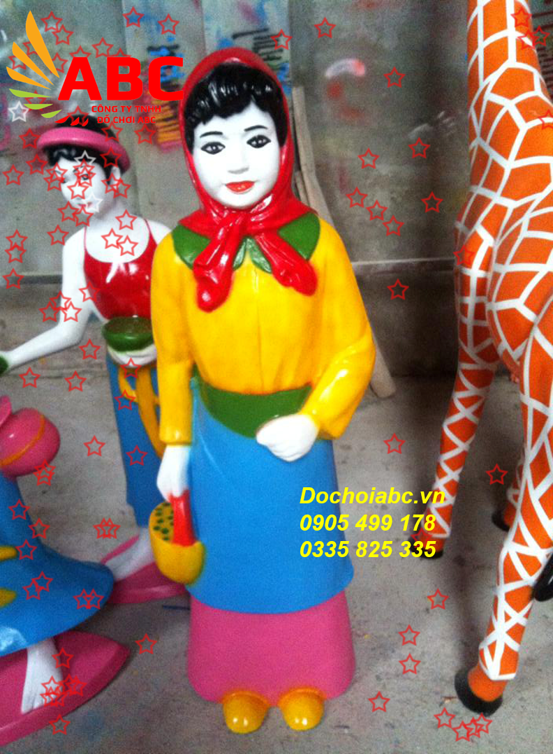 Tượng cô bé Quàng khăn đỏ