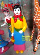 Tượng cô bé Quàng khăn đỏ