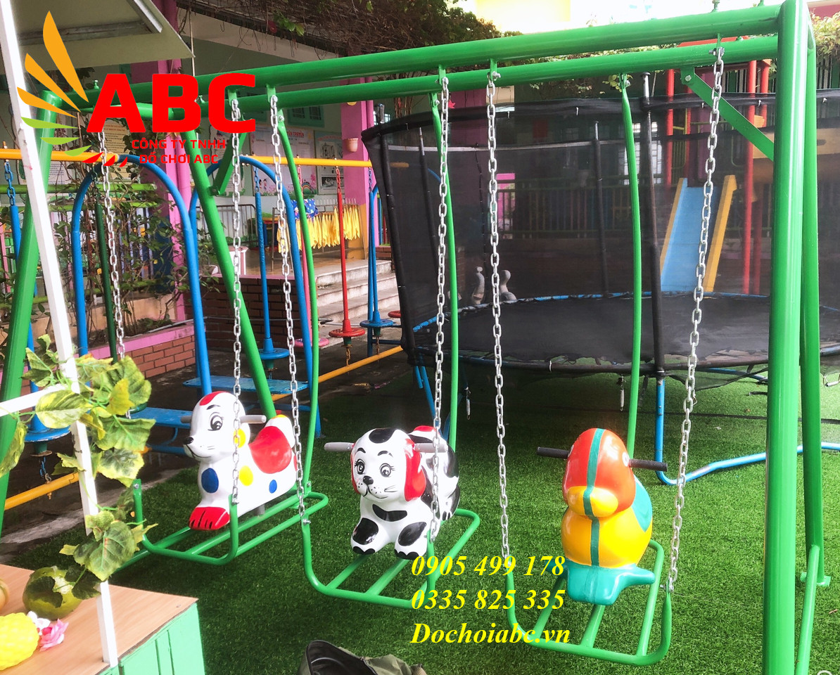 Xích đu cho trẻ mầm non 3 con giống