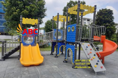 Lắp đặt sân chơi cho các bé ngoài trời bằng bộ cầu trượt cao cấp