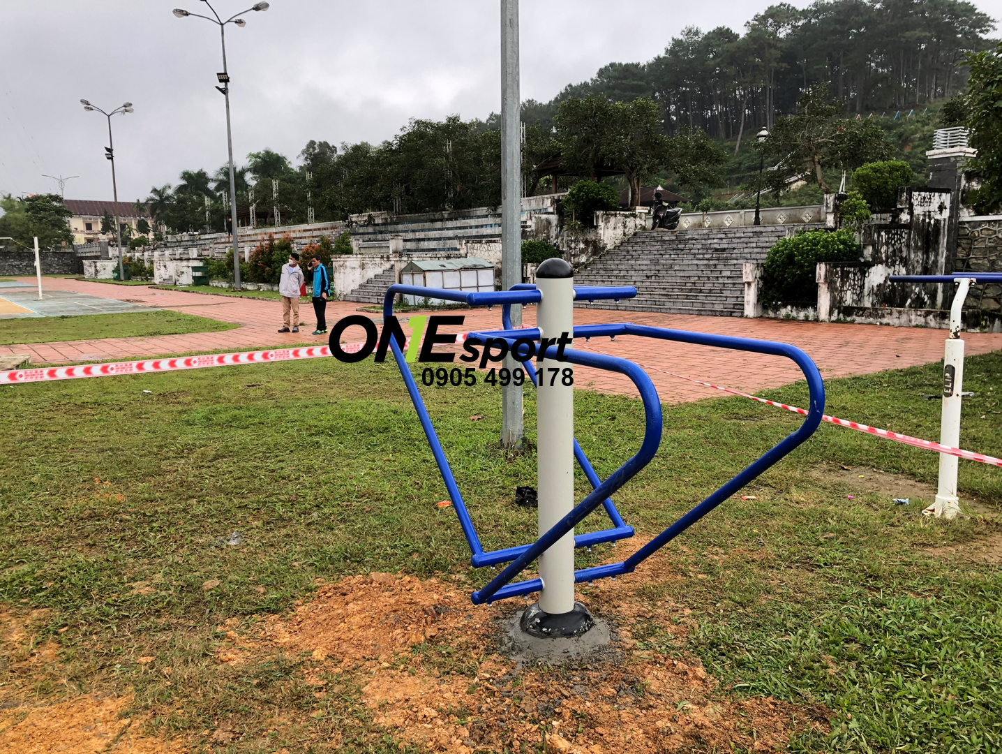 Thiết bị xà kép 2 bậc ngoài trời