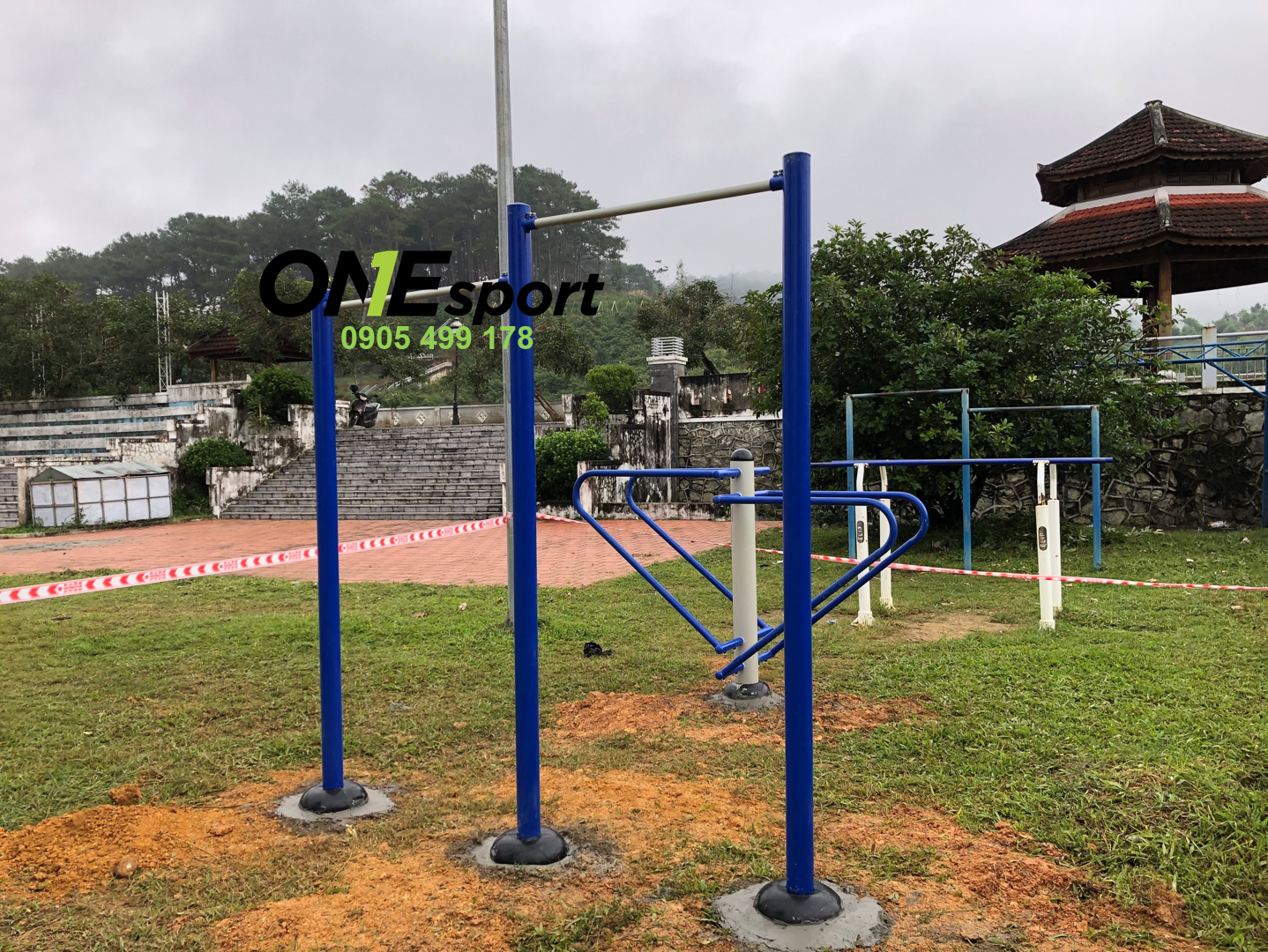 Thiết bị xà đơn 2 bậc ngoài trời - thiết bị thể dục công cộng