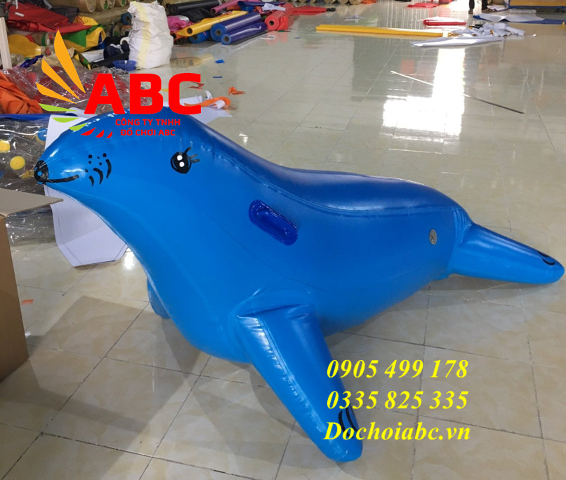 Cá heo bơm hơi khu vui chơi