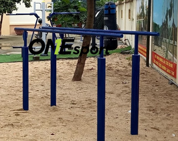 Thiết bị xà kép ngoài trời