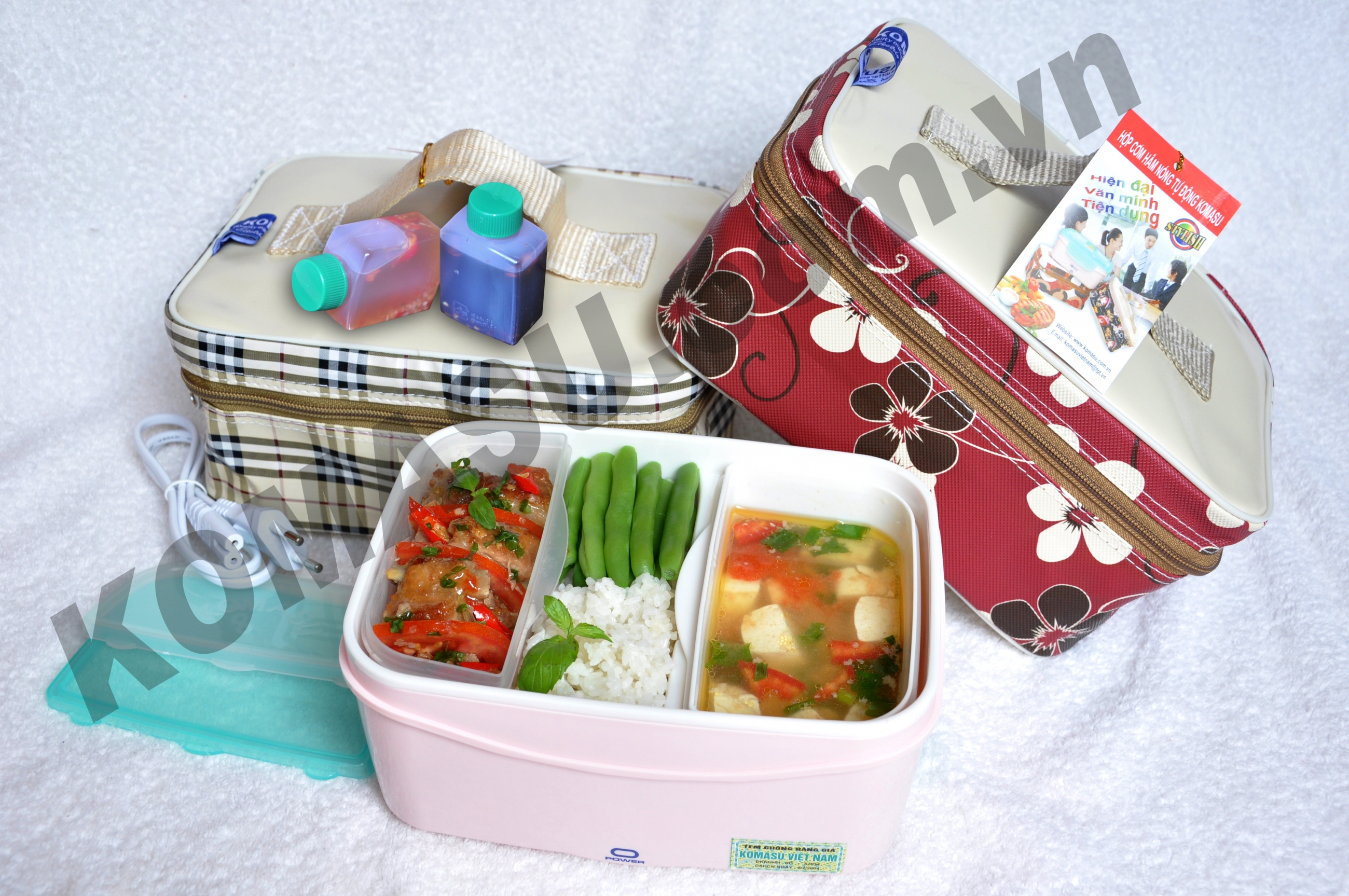 Hộp cơm cắm điện 3 ngăn