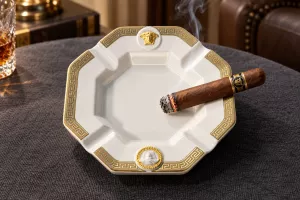 Gạt tàn sứ Versace Gorgona, H24x24cm