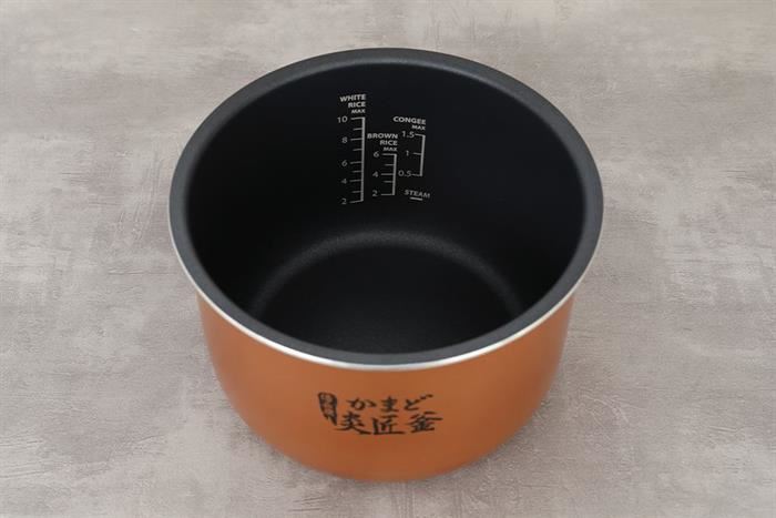 noi-com-dien-tu-toshiba-1-8-lit-rc-18dr5uvn-w-6-638718628244995897-700x467 (1)